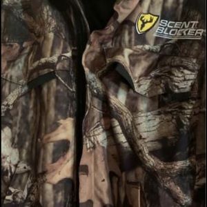Women’s hunting coveralls.
